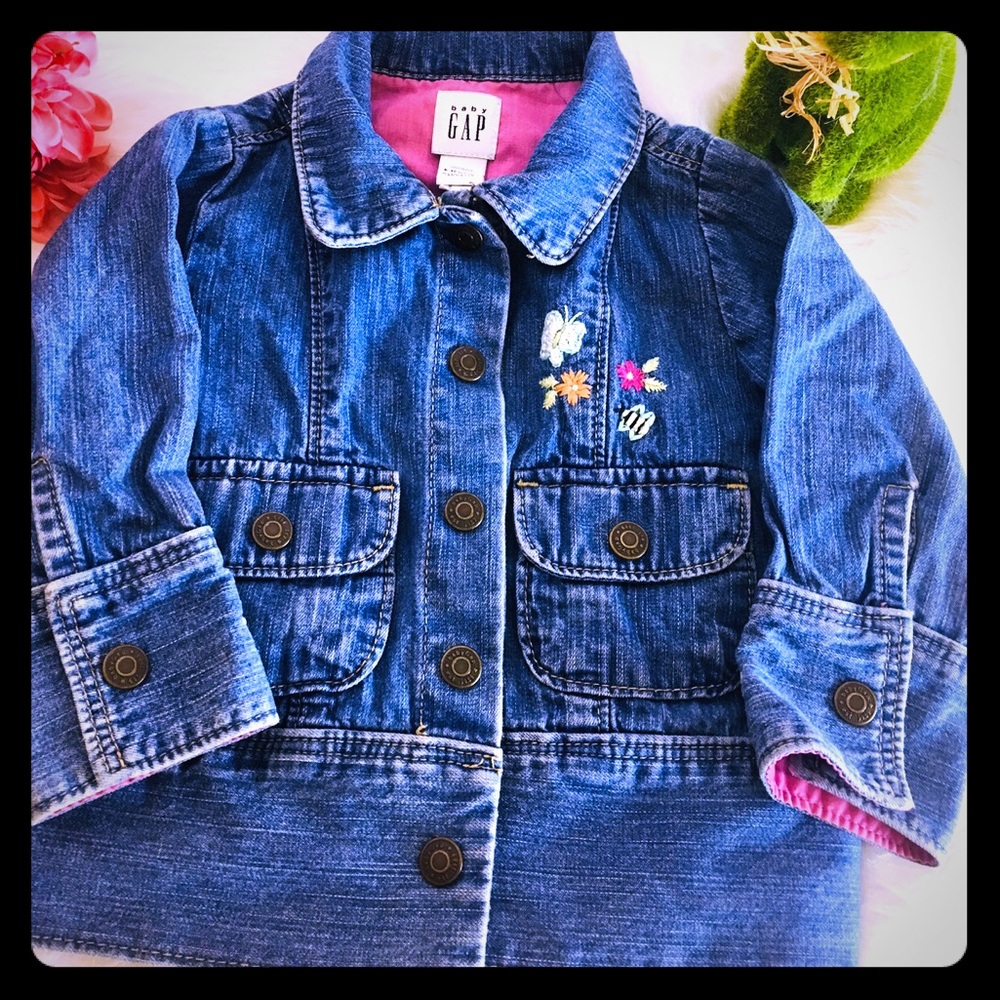 Baby GAP Beautiful Denim Jacket Size 6-12 months